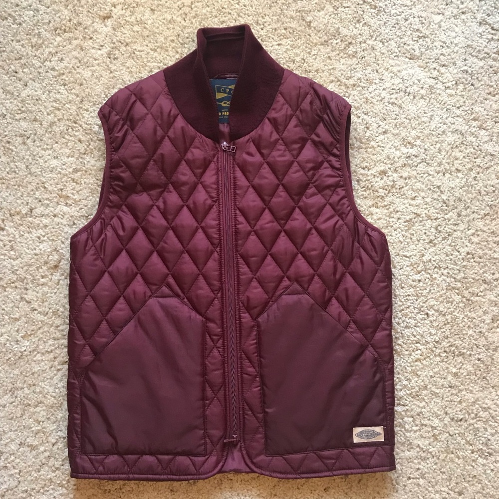 Men’s puffy vest size M